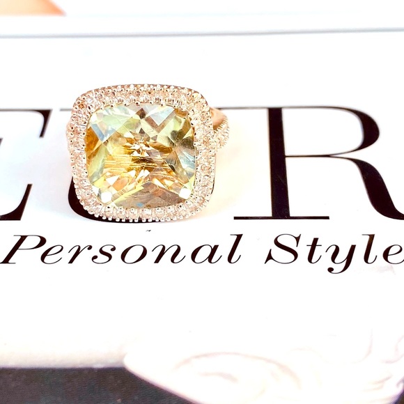 ⭐️HOST PICK⭐️14K YG GREEN QUARTZ DIAMOND RING - Picture 2 of 10